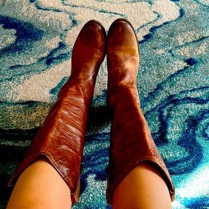 Frye Melissa size 9 boots in brown